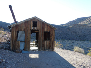 Inyo Mine ghost town structure