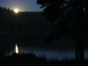 Moonrise-Huntington-Lake